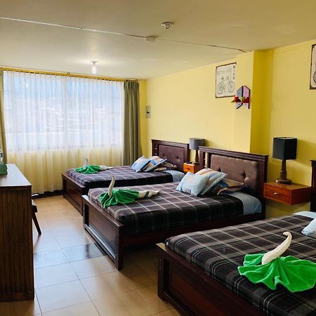 Dos Hemisferios Hotel Quito Ngoại thất bức ảnh